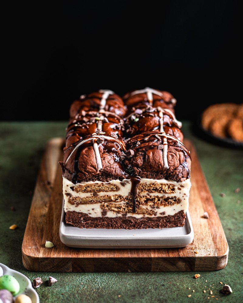 No-bake Easter hot cross bun butternut snap cheesecake fridge cake